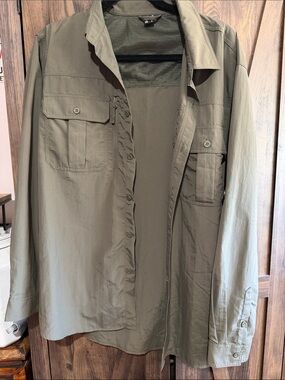 Lightweight Olive Button-Up Shirt Jacket